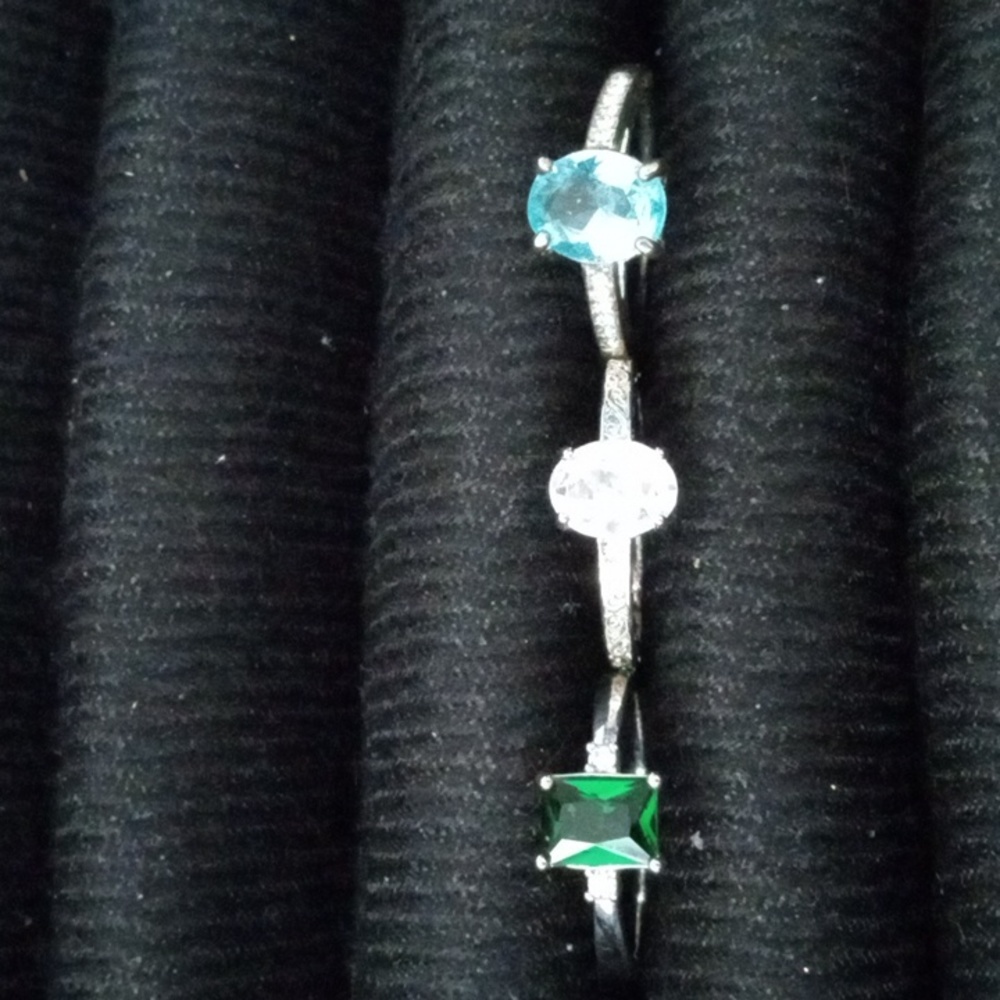 A set of 3 rings